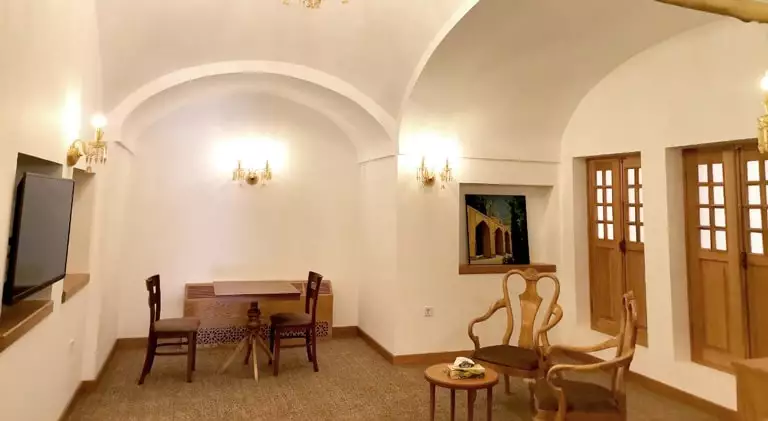 Alibaba https://cdn.alibaba.ir/ostorage/hotel-accommodation-images/68171459f6e8766ef96f5171_گنجعلی خان (1).webp